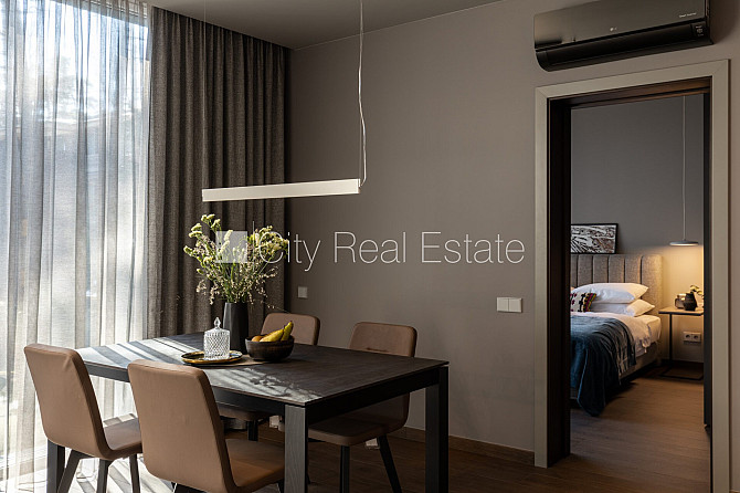 Jaunceltne, fasādes māja, zaļā teritorija, labiekārtots apzaļumots pagalms, pazemes Jūrmala - foto 9