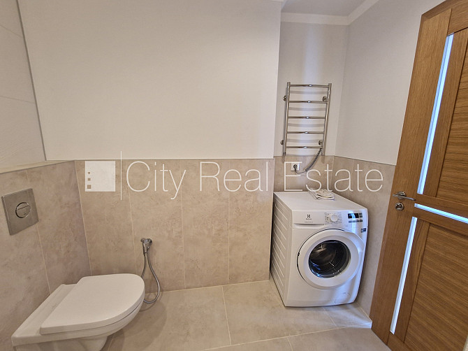 Pagalma ēka, renovēta māja, labiekārtots apzaļumots pagalms, iespēja nomāt autostāvvietu, Rīga - foto 9