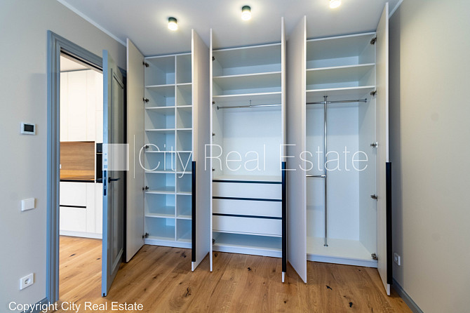 Jaunceltne, pagalma māja, labiekārtots apzaļumots pagalms, iespēja nomāt autostāvvietu, Rīga - foto 9