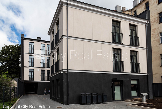 Jaunceltne, pagalma māja, labiekārtots apzaļumots pagalms, iespēja nomāt autostāvvietu, Rīga - foto 19