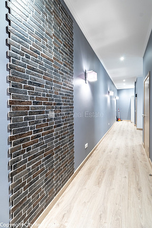 Renovēta māja, slēgts pagalms, ieeja no ielas, kāpņu telpa pēc kapitālā remonta, istabas Rīga - foto 12