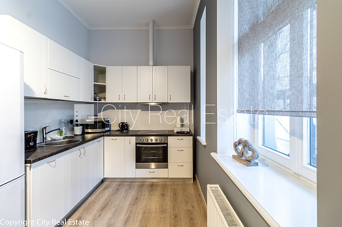 Renovēta māja, slēgts pagalms, ieeja no ielas, kāpņu telpa pēc kapitālā remonta, istabas Rīga - foto 4