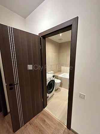 Новостройка, энергоэффективный дом, благоустроенная озеленённая территория, Rīga