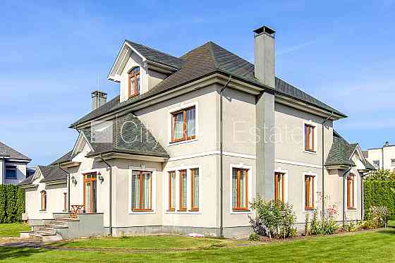 Земля в собственности, частный дом, новостройка, стены из керамзитных блоков, Rīga