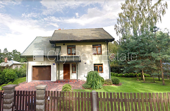 Privātmāja, fasāde ar dekoratīvo apmetumu, labiekārtots apzaļumots pagalms, garāža vienai Jūrmala - foto 15