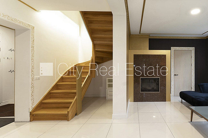 Privātmāja, fasāde ar dekoratīvo apmetumu, labiekārtots apzaļumots pagalms, garāža vienai Jūrmala - foto 13