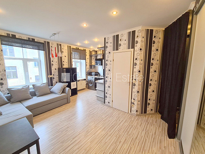 Pagalma ēka, renovēta māja, slēgts pagalms, ieeja no pagalma, ir lifts, kāpņu telpa pēc Rīga - foto 2