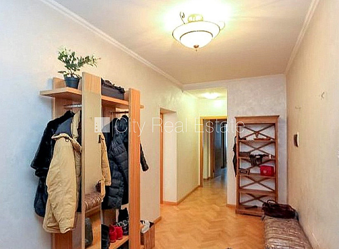 Jaunceltne, labiekārtota apzaļumota teritorija, slēgta teritorija, teritorijas iebrauktuves Jūrmala - foto 9