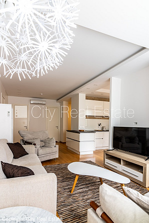 Земля в собственности, новостройка, благоустроенный озеленённый двор, закрытый Юрмала - изображение 2