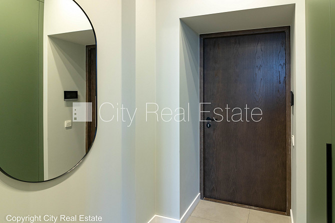 Реновированный дом, благоустроенная озеленённая территория, подъездная дорога Рига - изображение 4