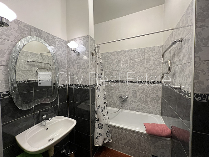 Фасадный дом, реновированный дом, лифт, лестничная клетка после капитального Рига - изображение 12