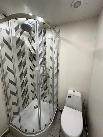 Fasādes māja, labiekārtots apzaļumots pagalms, slēgts pagalms, vieta vairākām Rīga - foto 17