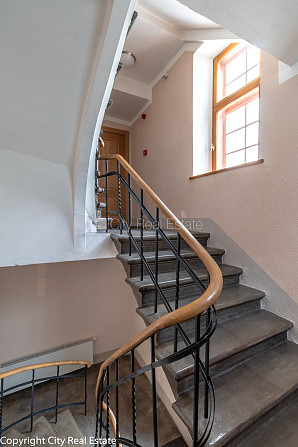 Zeme īpašumā, fasādes māja, renovēta māja, ķieģeļu mūra sienas, fasāde ar dekoratīvo Rīga - foto 19