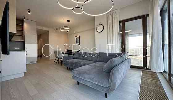 Новостройка, благоустроенный озеленённый двор, подземная стоянка, лифт, терасса Rīga