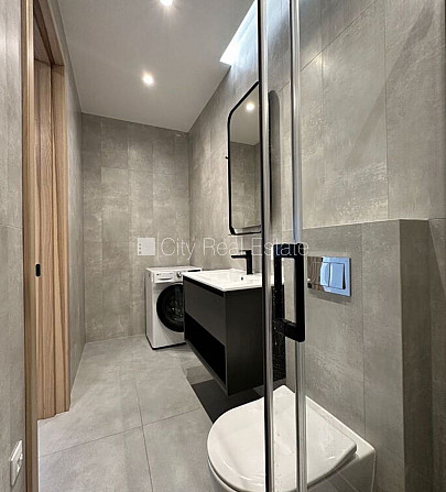 Jaunceltne, labiekārtots apzaļumots pagalms, pazemes autostāvvieta, ir lifts, terase 23.9 m2, Rīga - foto 9