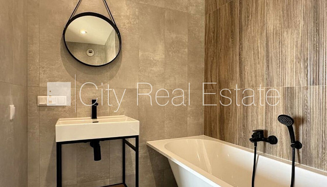 Jaunceltne, labiekārtots apzaļumots pagalms, pazemes autostāvvieta, ir lifts, terase 23.9 m2, Rīga - foto 7