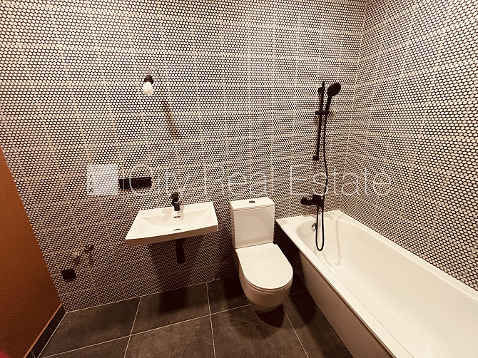 Освобождена, фото сделано во время ремонта, в проекте ещё доступны квартиры, до Рига - изображение 5