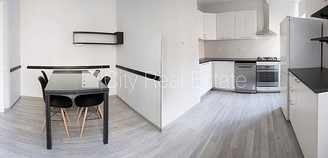 Фасадный дом, окна выходят в обе стороны дома, количество спален 3 шт., Рига - изображение 9