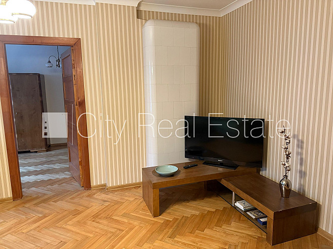 Фасадный дом, реставрированный дом, благоустроенная озеленённая территория, Рига - изображение 6