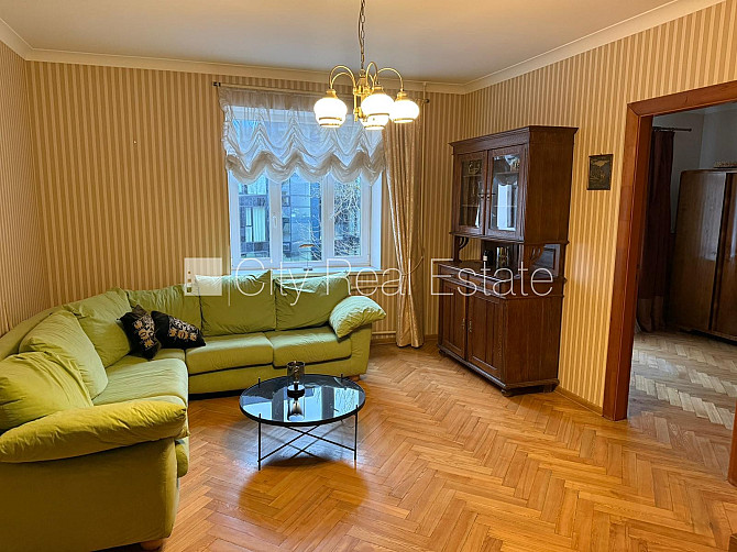 Фасадный дом, реставрированный дом, благоустроенная озеленённая территория, Рига - изображение 5