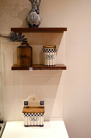 Фасадный дом, реставрированный дом, благоустроенная озеленённая территория, Рига - изображение 3