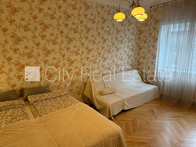 Фасадный дом, реставрированный дом, благоустроенная озеленённая территория, Рига - изображение 12