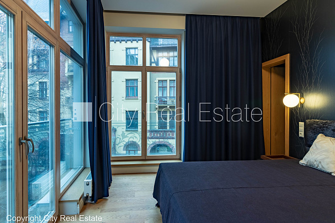 Новостройка, здание во дворе, закрытый двор, лифт, два балкона, окна выходят во Рига - изображение 7