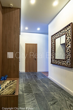 Новостройка, фасадный дом, закрытый двор, вход со двора, лифт, балкон 1,8 м2, терасса Рига - изображение 11