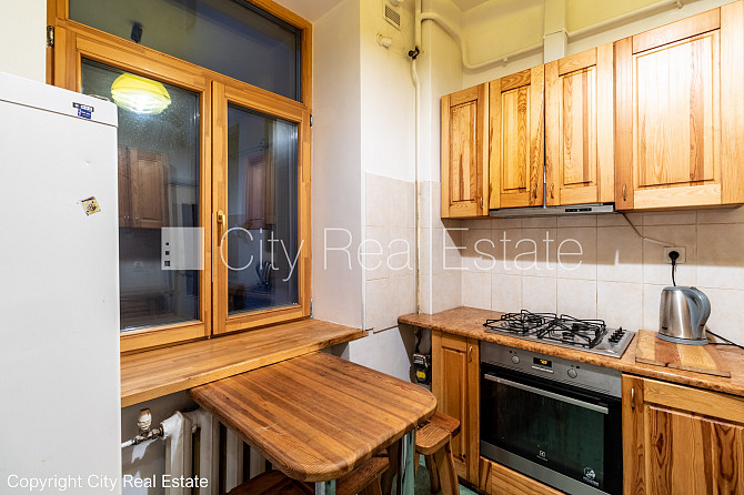 Здание во дворе, реновированный дом, благоустроенный озеленённый двор, закрытый Рига - изображение 6