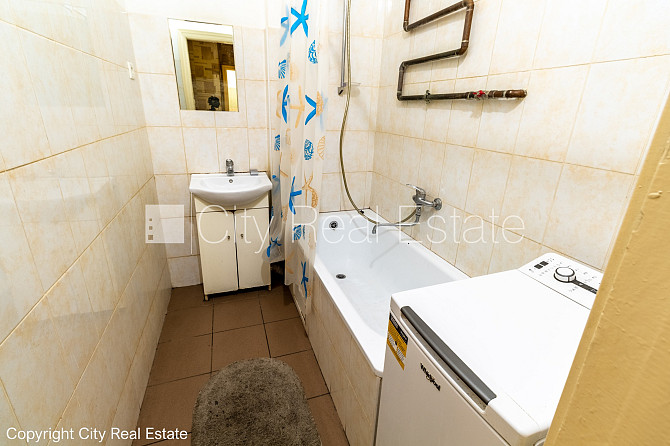 Здание во дворе, реновированный дом, благоустроенный озеленённый двор, закрытый Рига - изображение 9