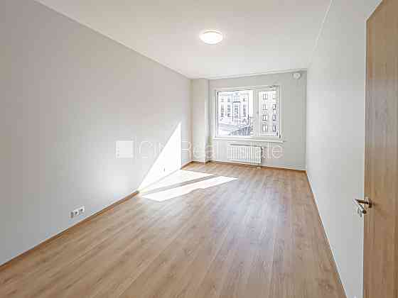 Новостройка, благоустроенный озеленённый двор, закрытый двор, подземная стоянка, Рига