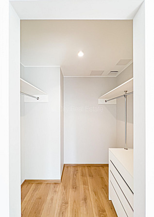 Jaunceltne, labiekārtots apzaļumots pagalms, slēgts pagalms, pazemes autostāvvieta, balkons, Rīga - foto 6