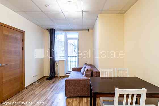 Реновированный дом, плата за обслуживание одного квадратного метра в  месяц 0,8 EUR, Рижский район