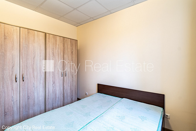 Реновированный дом, плата за обслуживание одного квадратного метра в  месяц 0,8 EUR, Рижский район - изображение 8