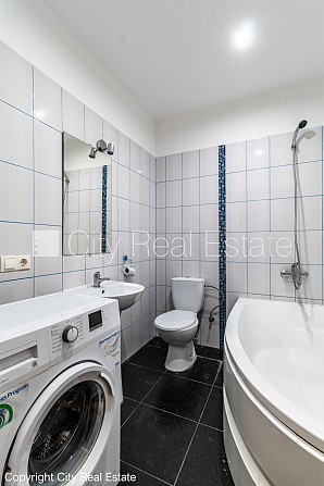 Реновированный дом, плата за обслуживание одного квадратного метра в  месяц 0,8 EUR, Рижский район - изображение 9