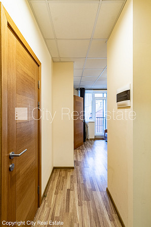 Реновированный дом, плата за обслуживание одного квадратного метра в  месяц 0,8 EUR, Рижский район - изображение 11