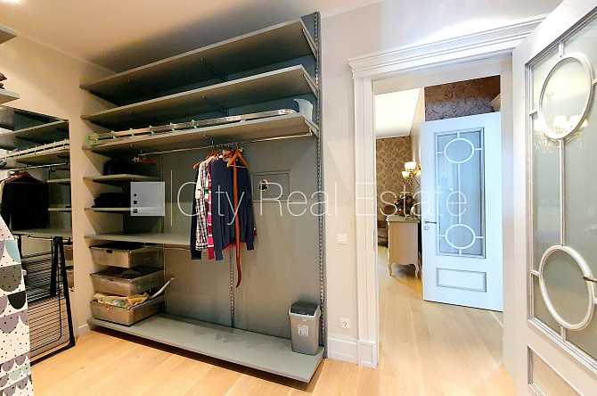 Zeme īpašumā, fasādes māja, renovēta māja, nomainītas inženierkomunikācijas, mainīts Rīga - foto 17