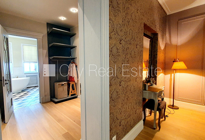 Zeme īpašumā, fasādes māja, renovēta māja, nomainītas inženierkomunikācijas, mainīts Rīga - foto 16