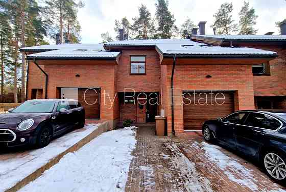 Проект - Апоги, рядный дом, новостройка, благоустроенная озеленённая территория, Рига