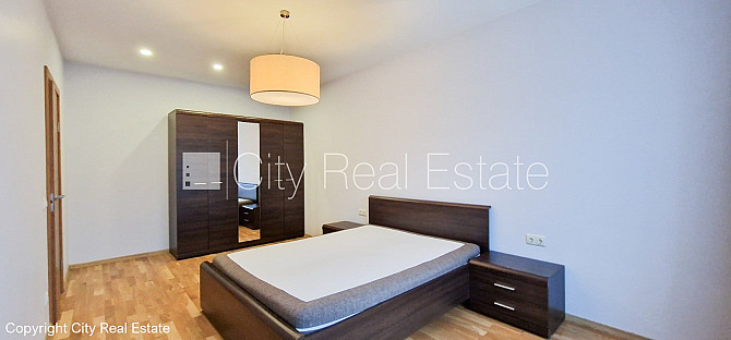 Рядный дом, благоустроенная озеленённая территория, подъездная дорога покрыта Юрмала - изображение 13