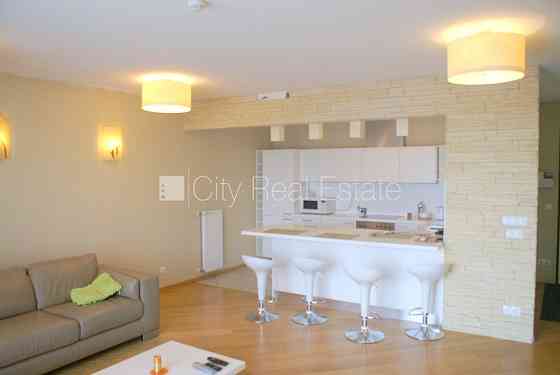 Проект - Kuģu 26 (Кугу 26), новостройка, фасадный дом, благоустроенный озеленённый Рига