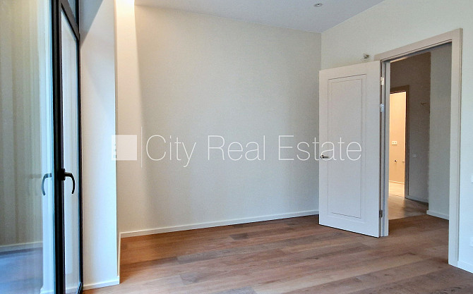 Земля в собственности, таунхаус, новостройка, количество квартир в здании 4 шт., Юрмала - изображение 13