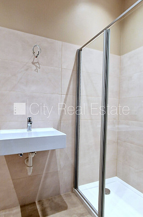 Земля в собственности, таунхаус, новостройка, количество квартир в здании 4 шт., Юрмала - изображение 15