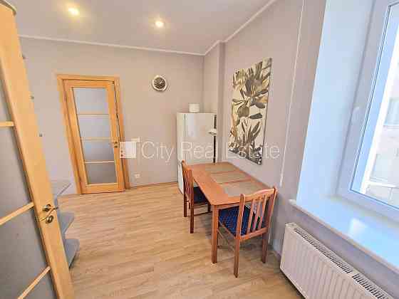 Фасадный дом, реновированный дом, закрытая территория, возможность аренды Рига