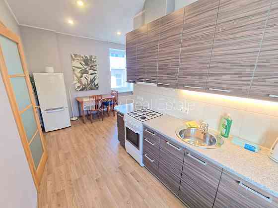 Фасадный дом, реновированный дом, закрытая территория, возможность аренды Рига