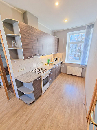 Фасадный дом, реновированный дом, закрытая территория, возможность аренды Рига - изображение 2