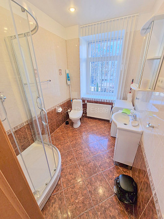 Фасадный дом, реновированный дом, закрытая территория, возможность аренды Рига - изображение 19