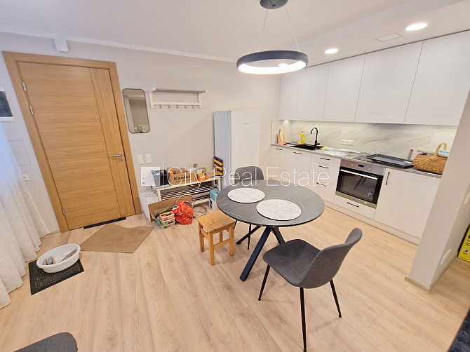 Здание во дворе, реновированный дом, закрытый двор, возможность аренды парковки, Рига - изображение 14