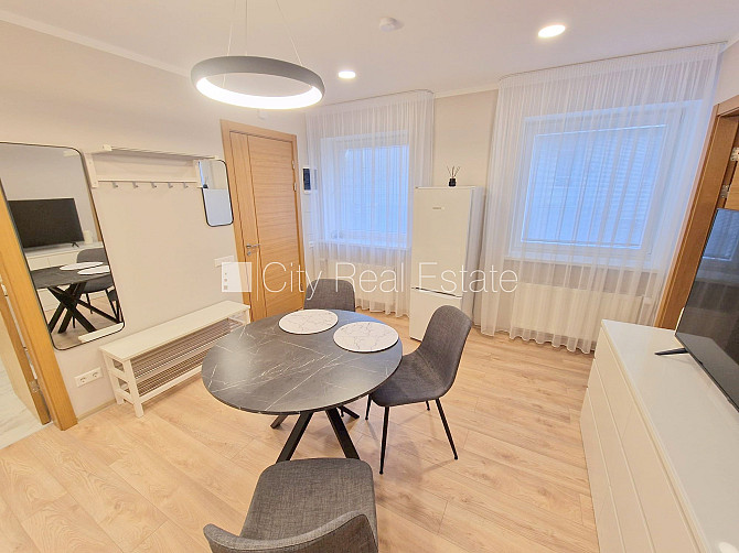 Фасадный дом, реновированный дом, закрытый двор, возможность аренды парковки, Рига - изображение 8