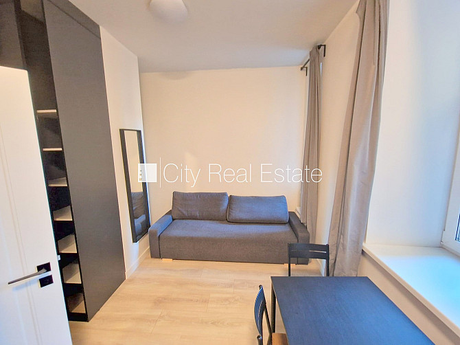 Фасадный дом, реновированный дом, закрытый двор, вход с улицы, лифт, лестничная Рига - изображение 6